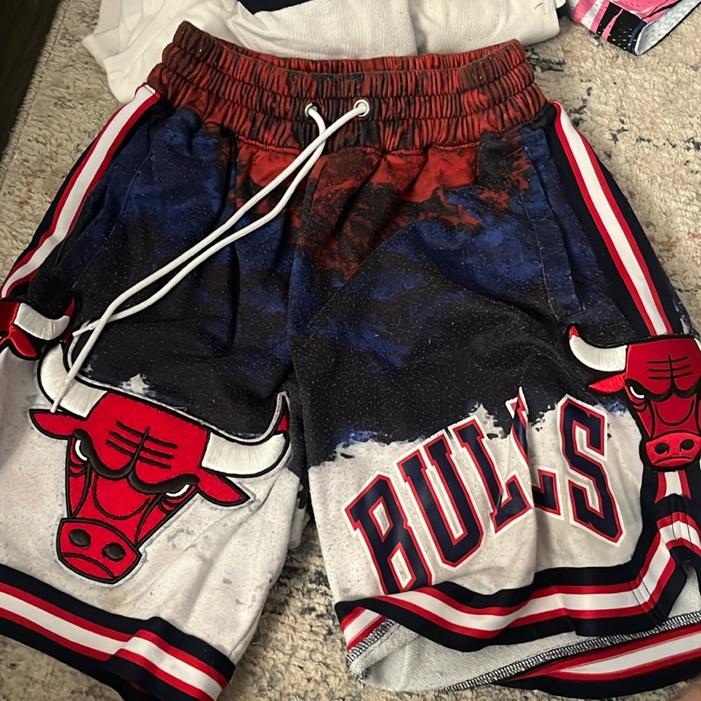 Chicago bulls shorts
